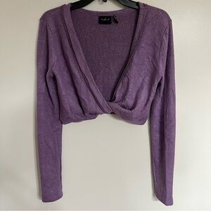 Urban Outfitters Long Sleeve Cropped Sweater Twist Front Purple Size Small